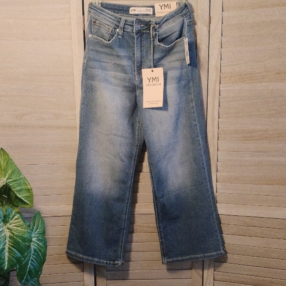 ⚜️ NWT  YMI Bella High Waisted Wide Leg Crop Jeans - Size 7/28